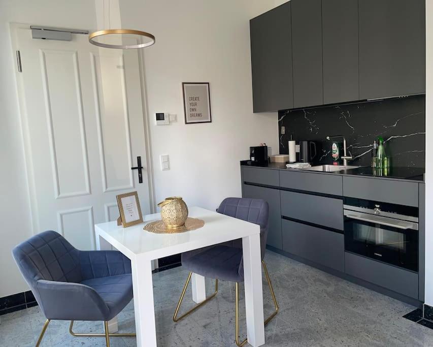 Apartment Luxurioeses Mit Privatem Zugang Zum
